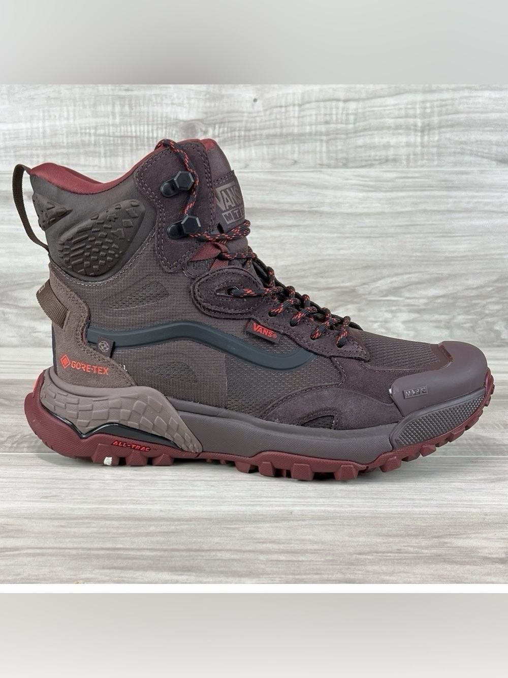 Vans Crestline Boots 10.5